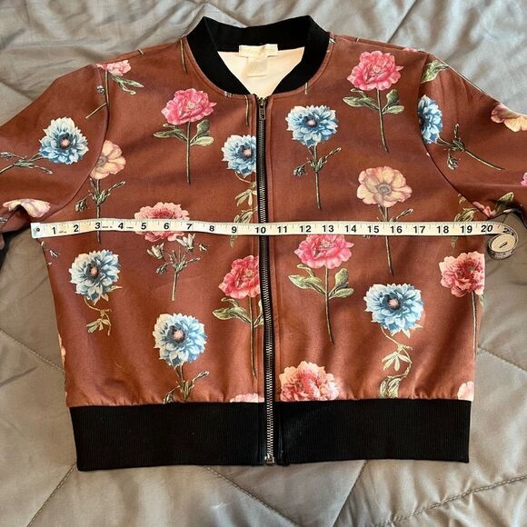 🎄Jealous Tomato Faux Suede Floral Print Crop Bomber Jacket - Picture 14 of 15